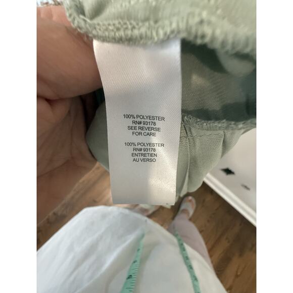 Tahari Women's Green Split Neck Tiered Long Sleeve A-Line Dress Size Small 1961 - Picture 6 of 8